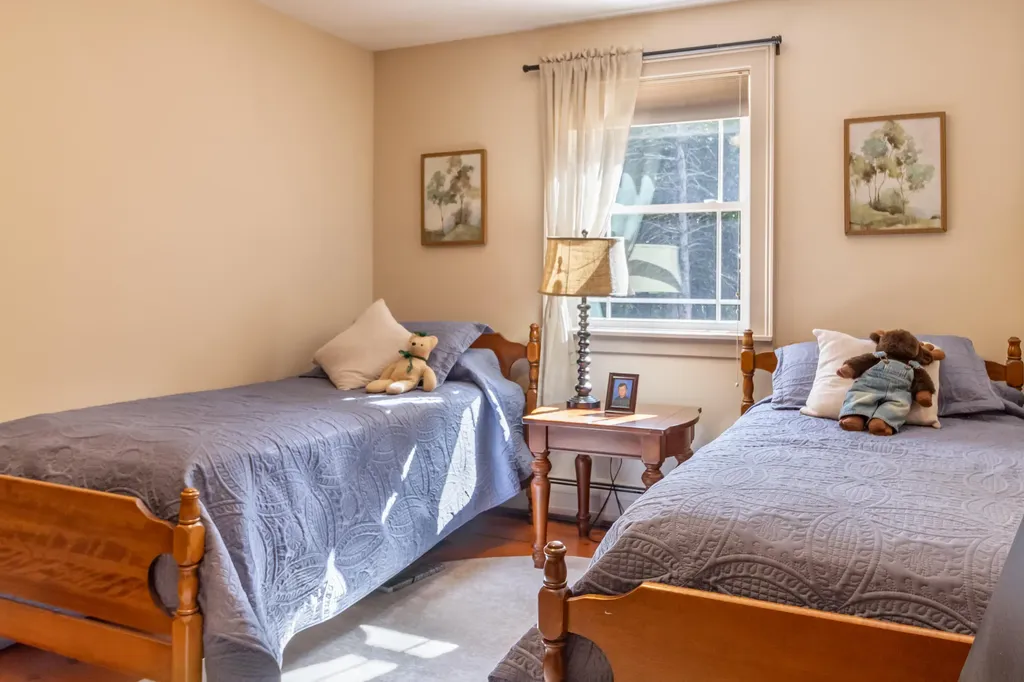 2072 Spruce Street Hermon ME 04401