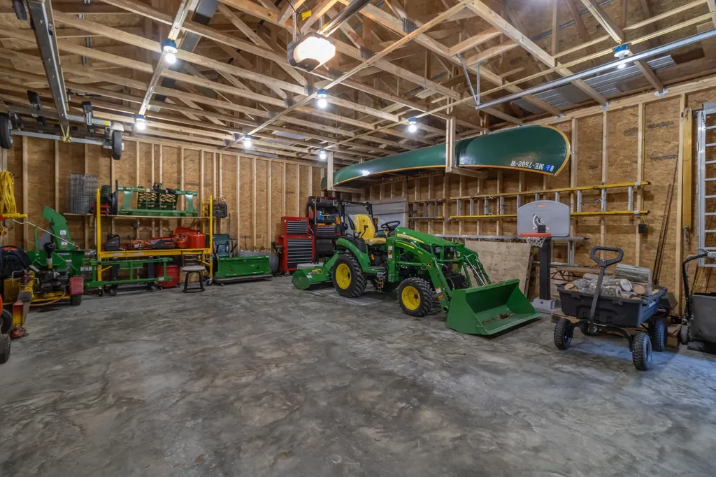 2072 Spruce Street Hermon ME 04401