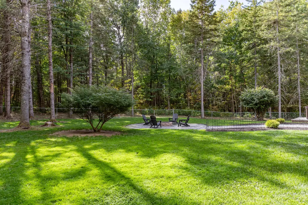 2072 Spruce Street Hermon ME 04401
