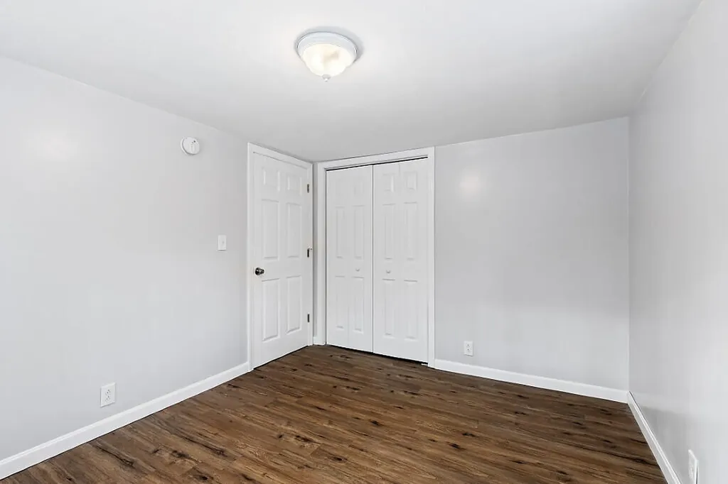 27 Common Road Dixfield ME 04224