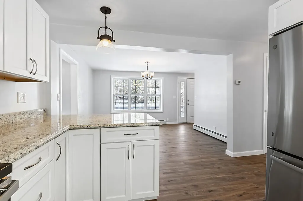 27 Common Road Dixfield ME 04224