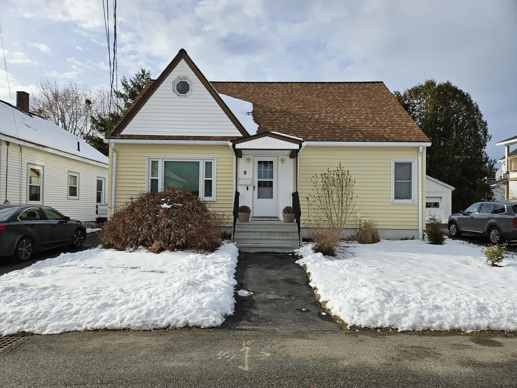 9 Stewart Street Lewiston ME 04240