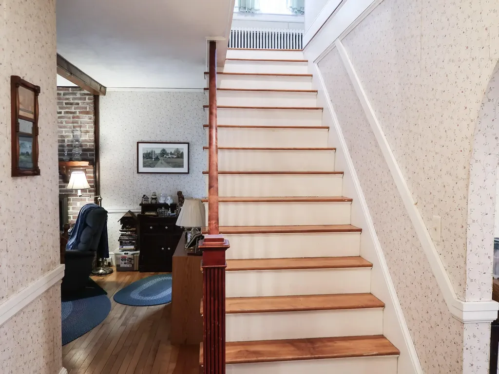 2113 N Belfast Avenue Augusta ME 04330