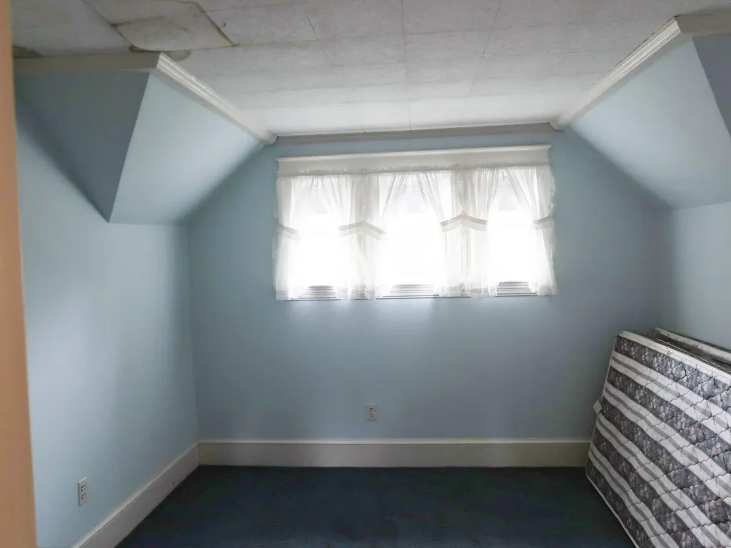 2113 N Belfast Avenue Augusta ME 04330
