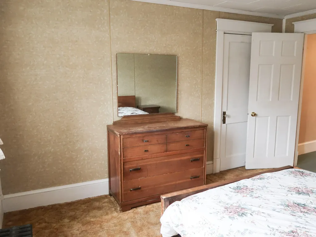2113 N Belfast Avenue Augusta ME 04330