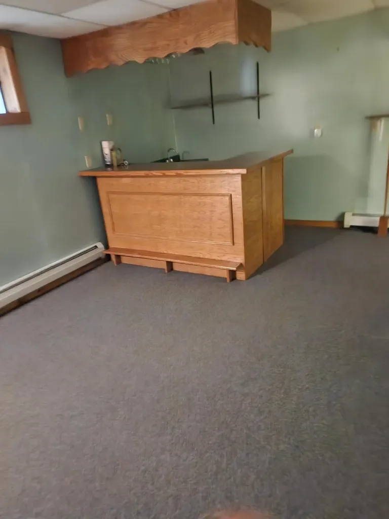 7 Glen Lane Poland ME 04274