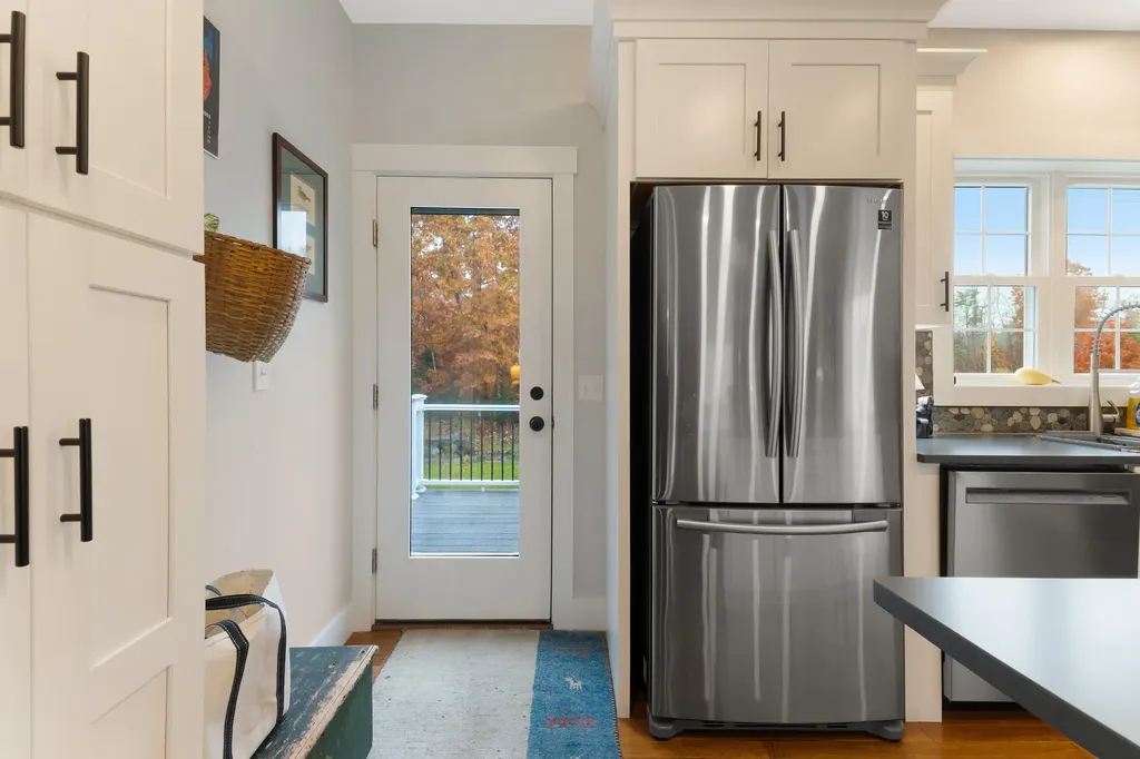 11 Beacon Drive Brunswick ME 04011