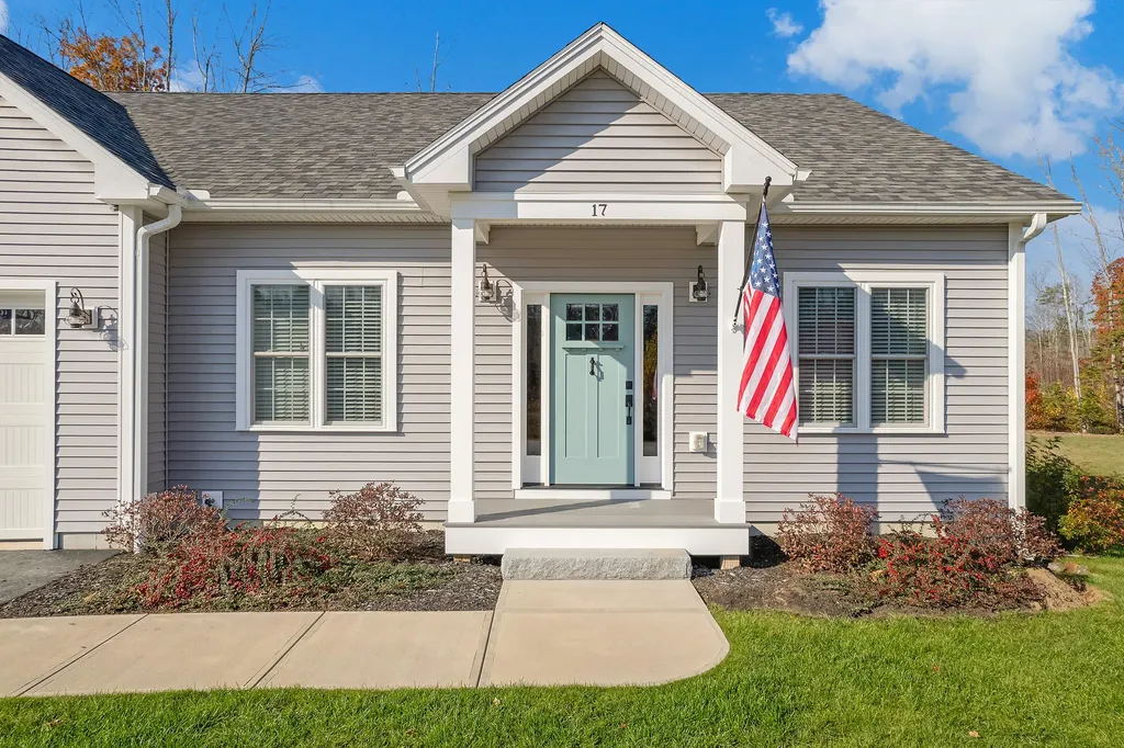 11 Beacon Drive Brunswick ME 04011