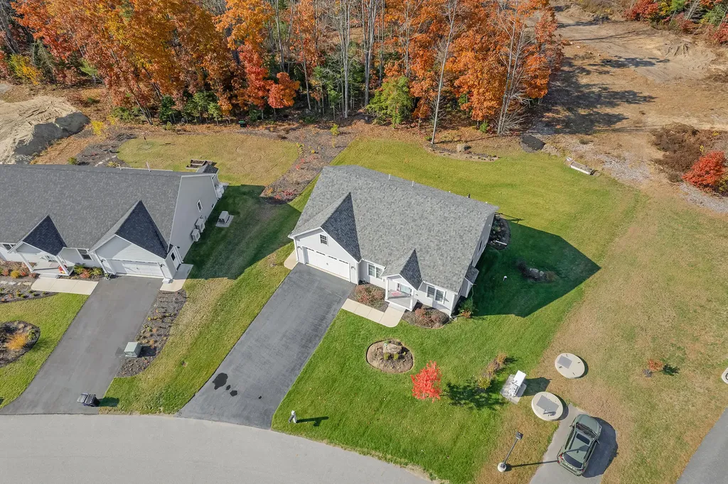 11 Beacon Drive Brunswick ME 04011