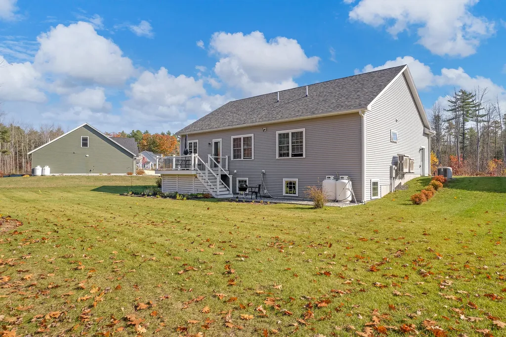 11 Beacon Drive Brunswick ME 04011