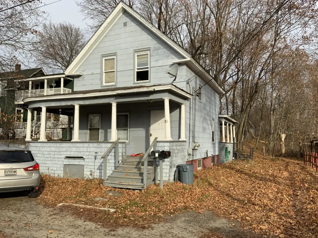 35 Spruce Street Waterville ME 04901