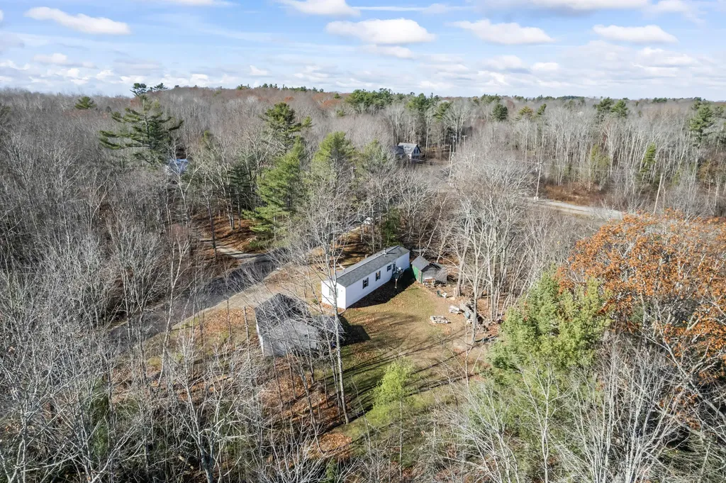 615 N Nobleboro Road Waldoboro ME 04572
