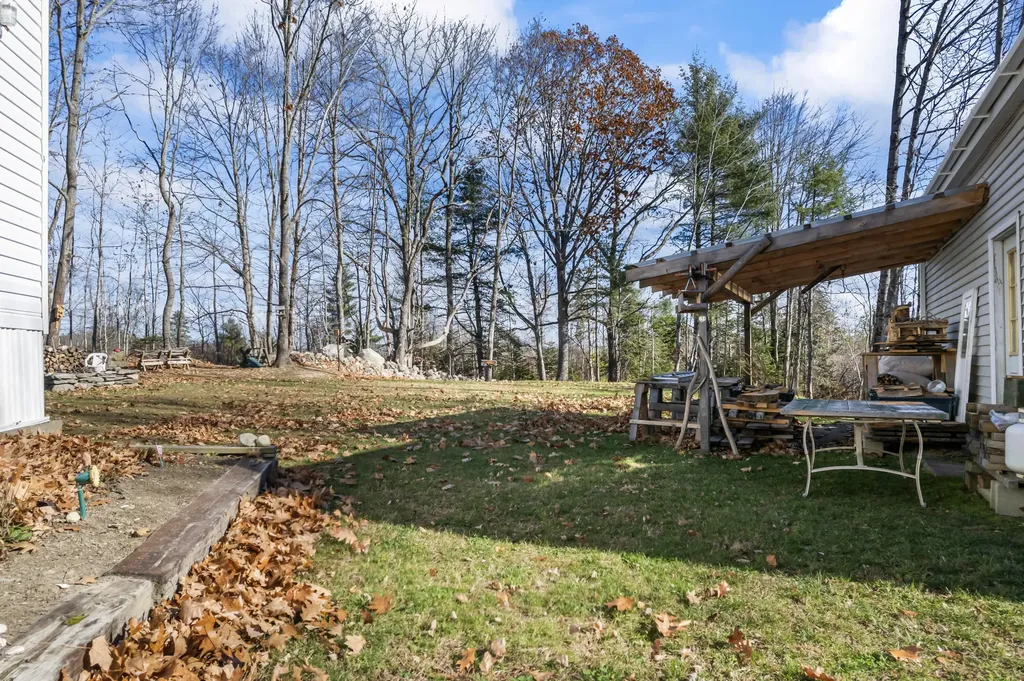 615 N Nobleboro Road Waldoboro ME 04572
