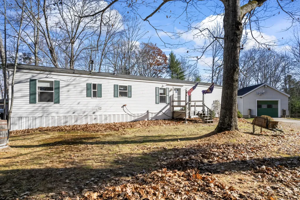 615 N Nobleboro Road Waldoboro ME 04572