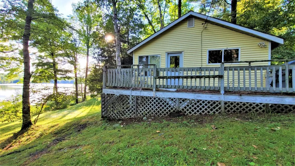 7 & 9 Crane Lane Madison ME 04950