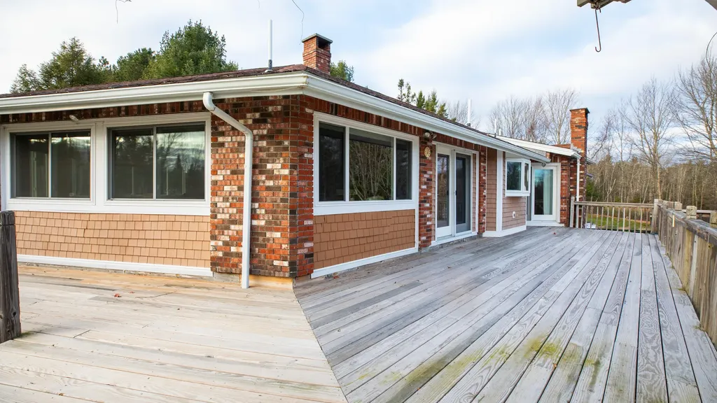 338 South Road Holden ME 04429