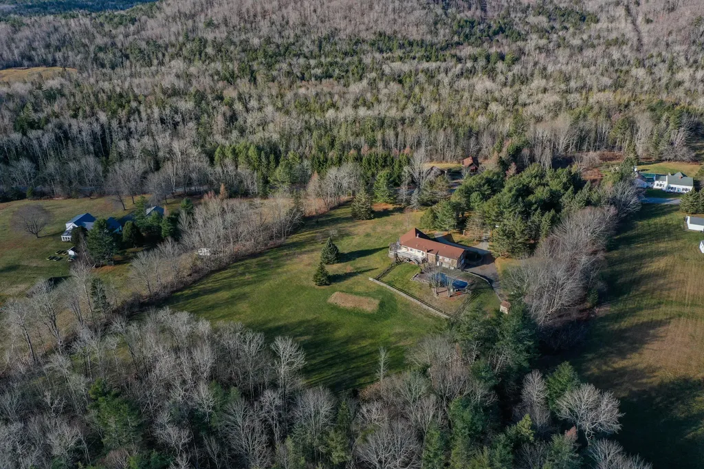 338 South Road Holden ME 04429