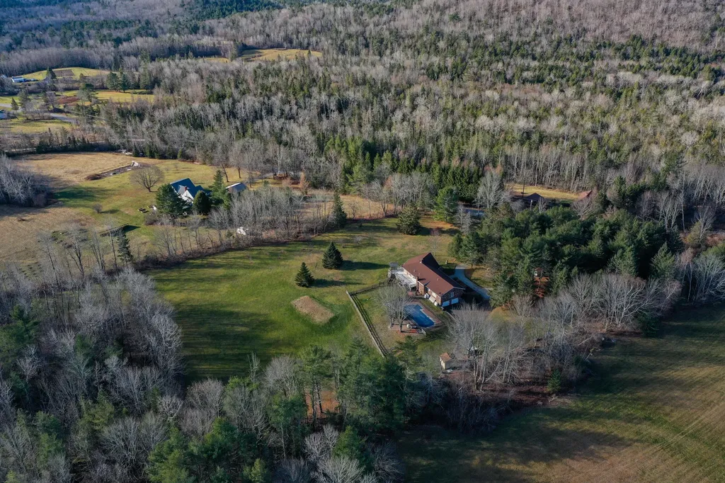 338 South Road Holden ME 04429