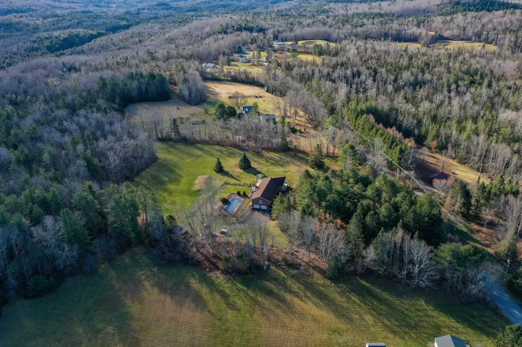 338 South Road Holden ME 04429