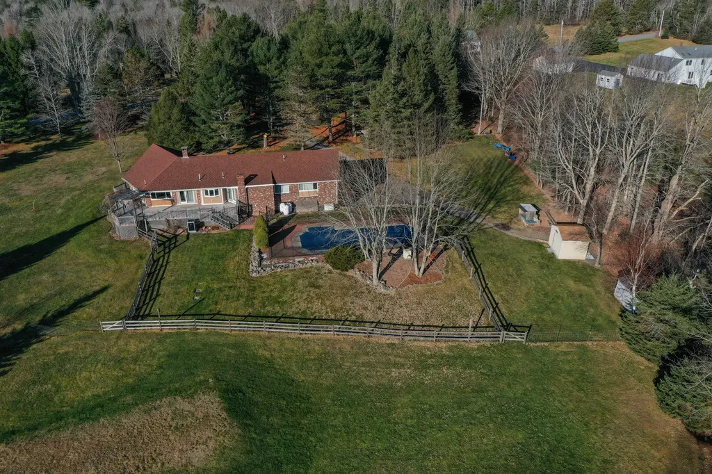 338 South Road Holden ME 04429
