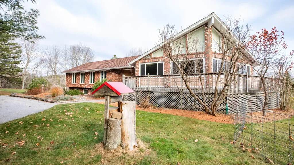 338 South Road Holden ME 04429