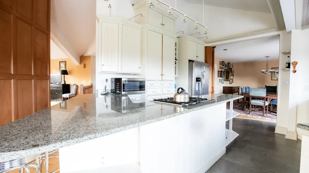 338 South Road Holden ME 04429