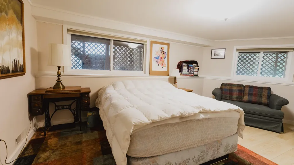 338 South Road Holden ME 04429