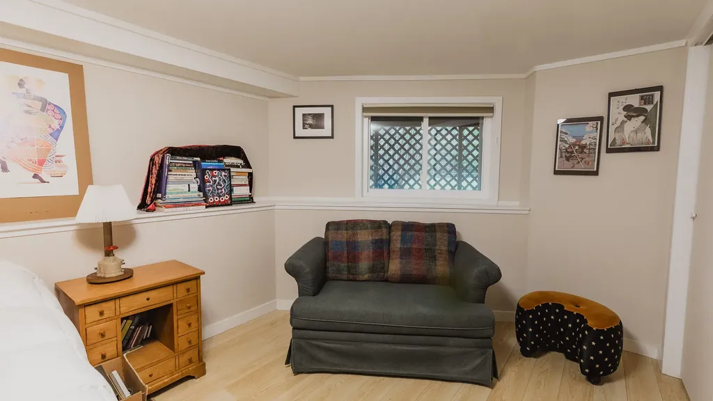 338 South Road Holden ME 04429
