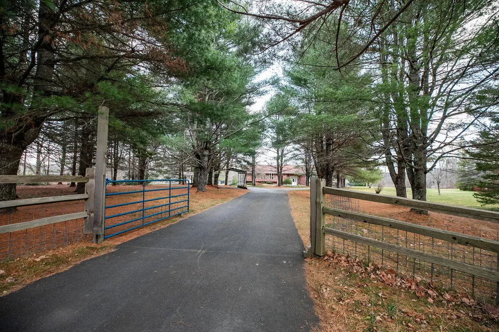 338 South Road Holden ME 04429
