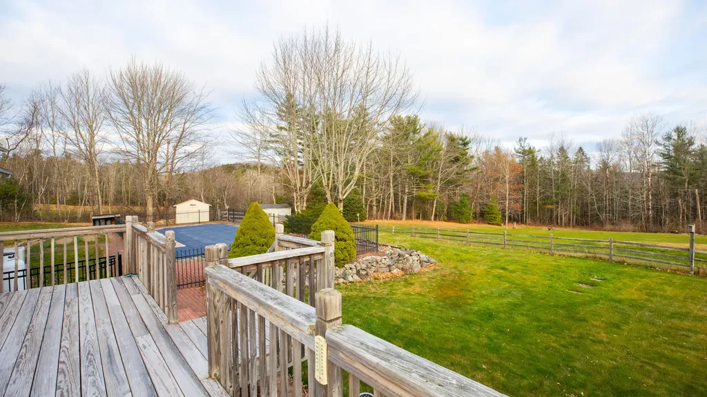 338 South Road Holden ME 04429