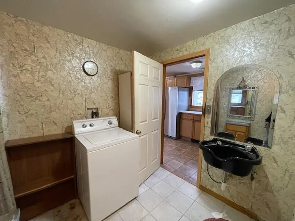 52 Washington Street Eastport ME 04631