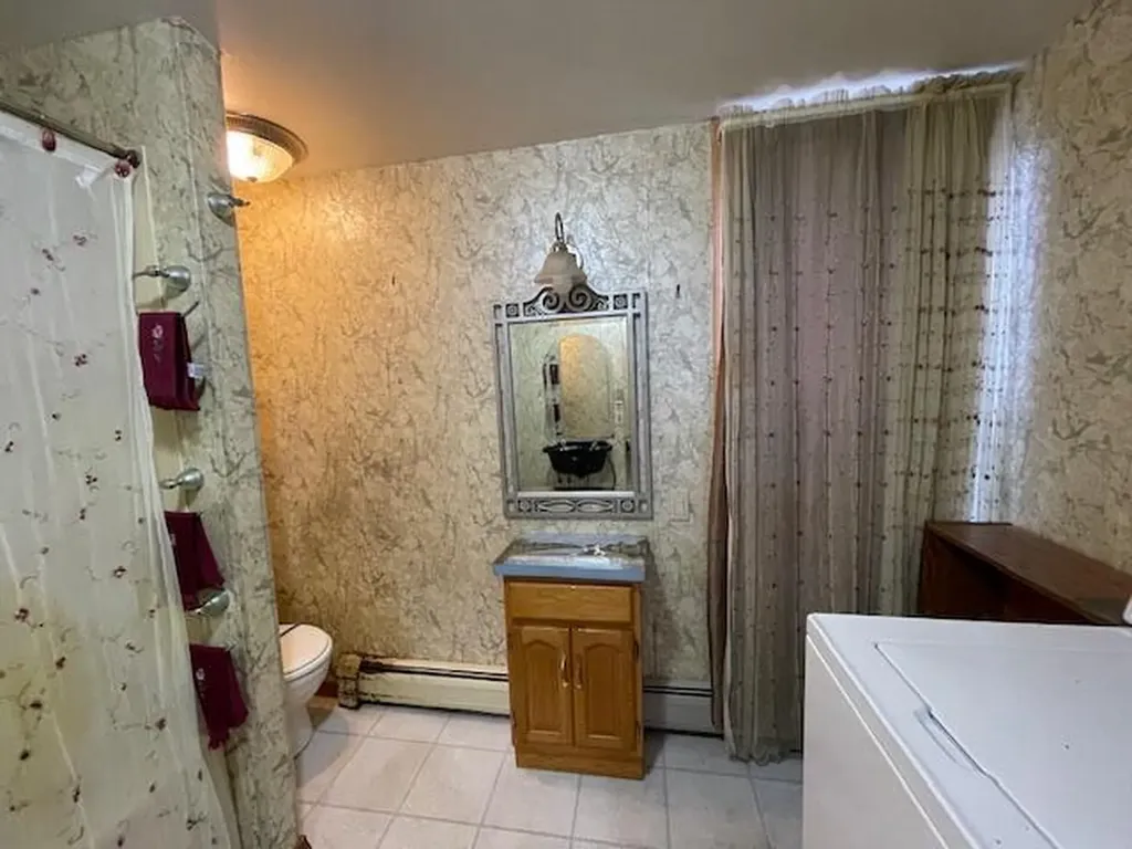 52 Washington Street Eastport ME 04631