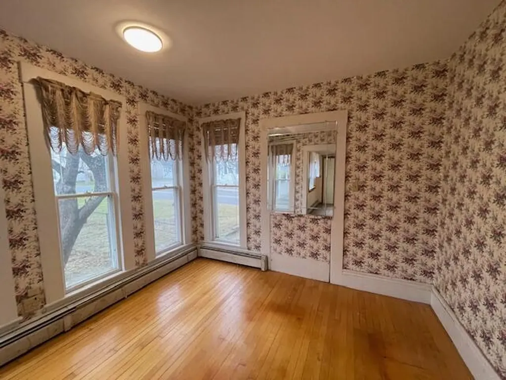 52 Washington Street Eastport ME 04631