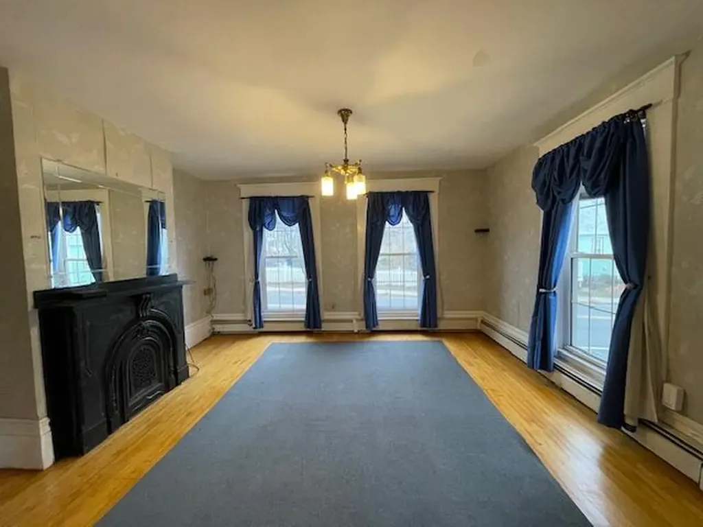 52 Washington Street Eastport ME 04631