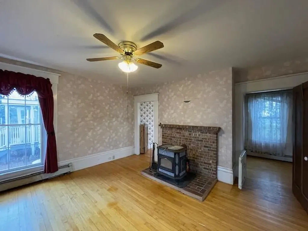 52 Washington Street Eastport ME 04631