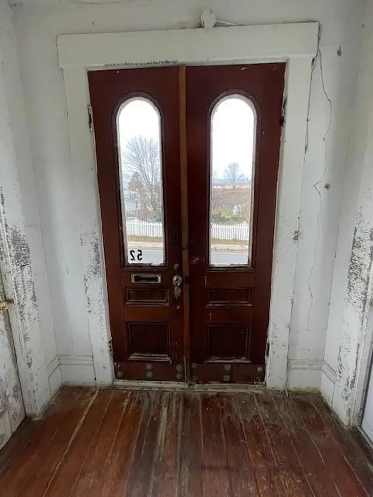 52 Washington Street Eastport ME 04631
