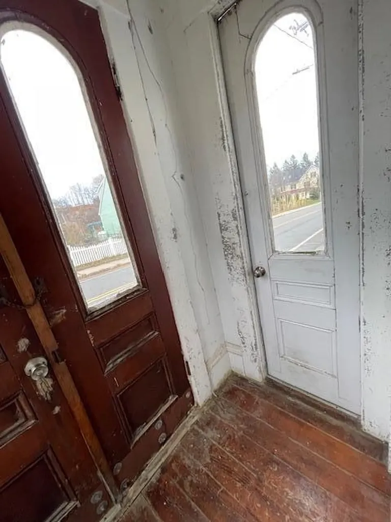 52 Washington Street Eastport ME 04631