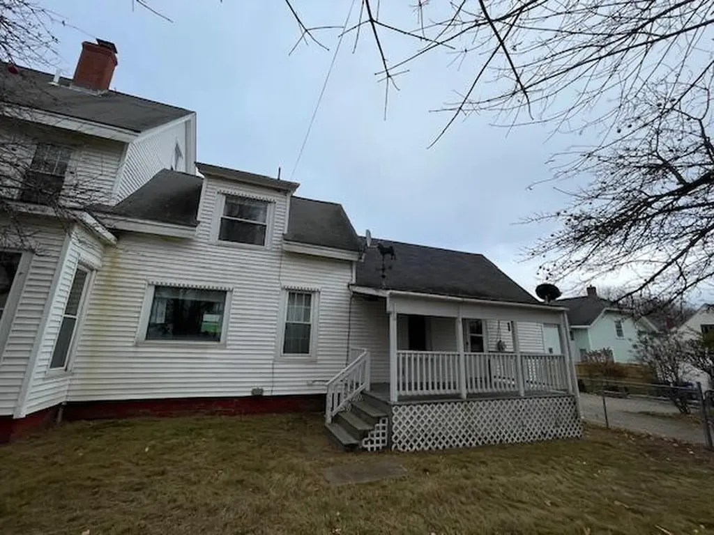 52 Washington Street Eastport ME 04631