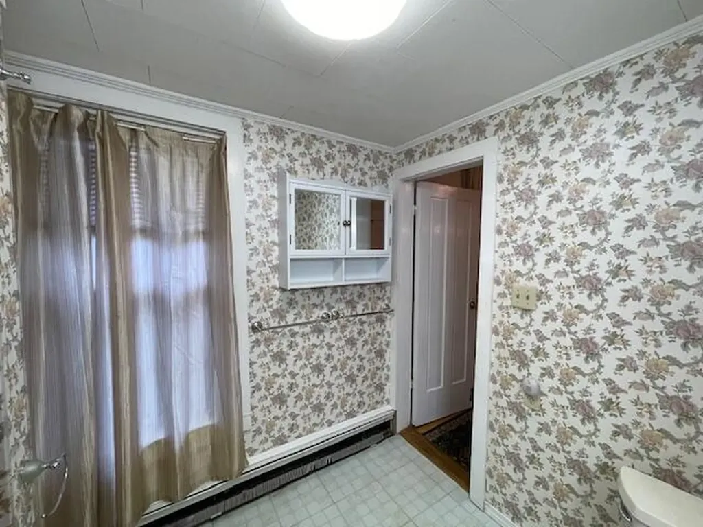 52 Washington Street Eastport ME 04631