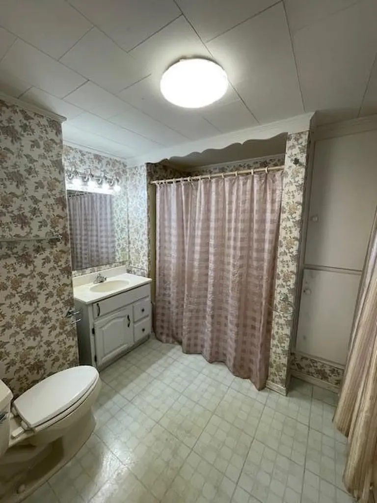 52 Washington Street Eastport ME 04631