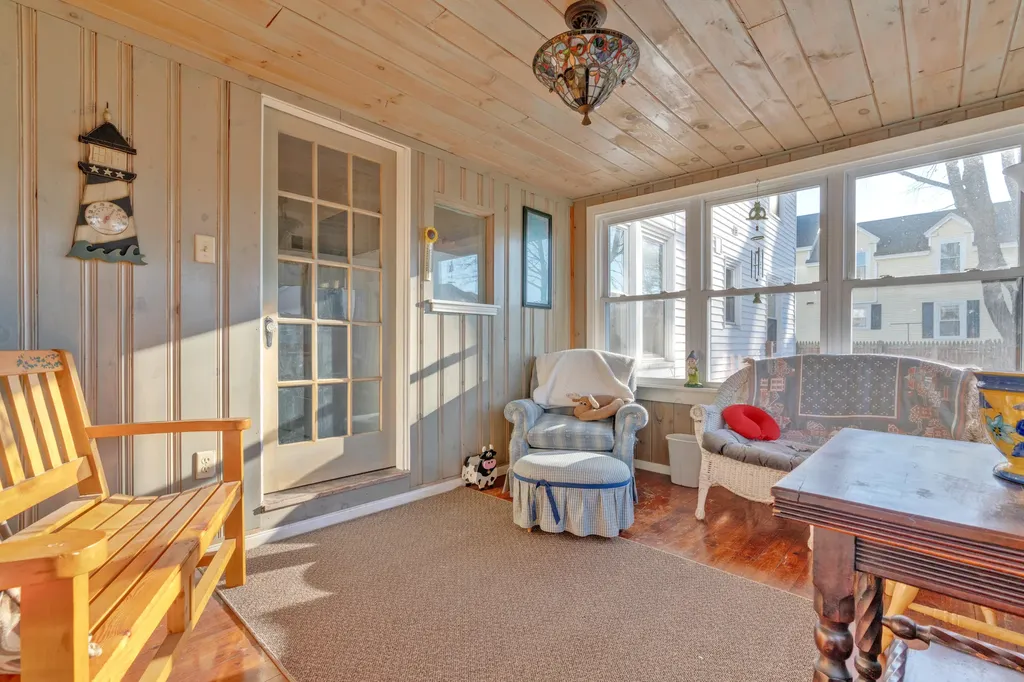 10 Herring Avenue Biddeford ME 04005