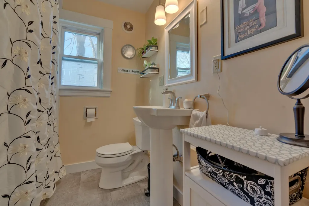 10 Herring Avenue Biddeford ME 04005