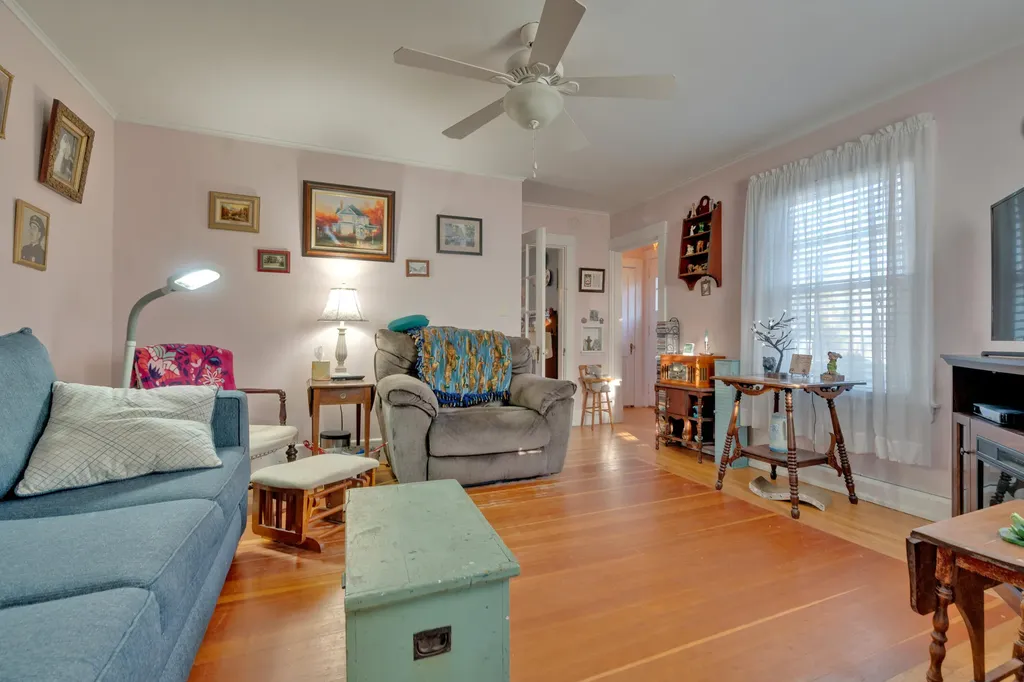 10 Herring Avenue Biddeford ME 04005