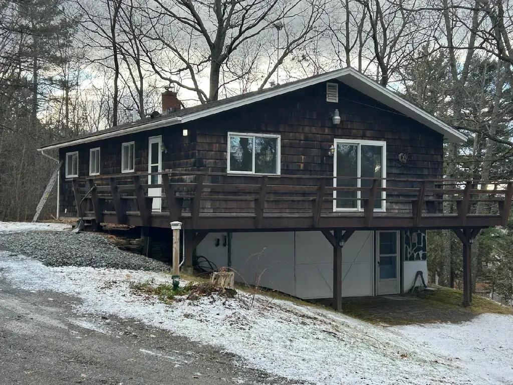 97 Main Road Eddington ME 04428