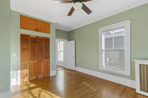 15 Lewis Street Portland ME 04102