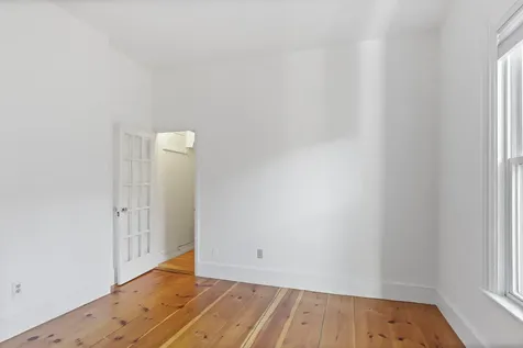15 Lewis Street Portland ME 04102
