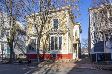 15 Lewis Street Portland ME 04102