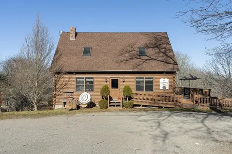 137 Huddle Road Bristol ME 04554