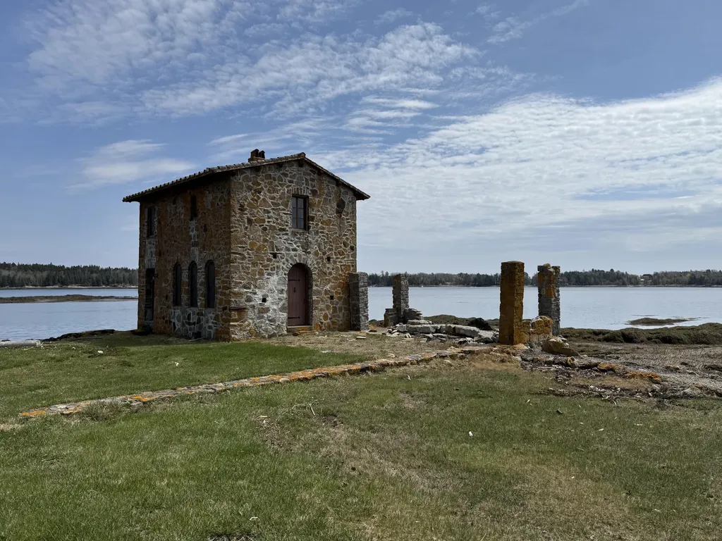 399 Hermit's Point Road Islesboro ME 04848