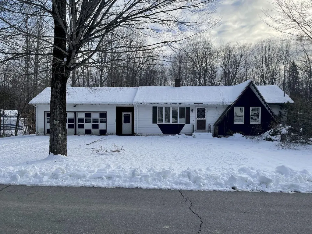 60 Rolling Ridge Jay ME 04239